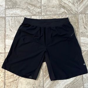 Lululemon Assert Short 10”